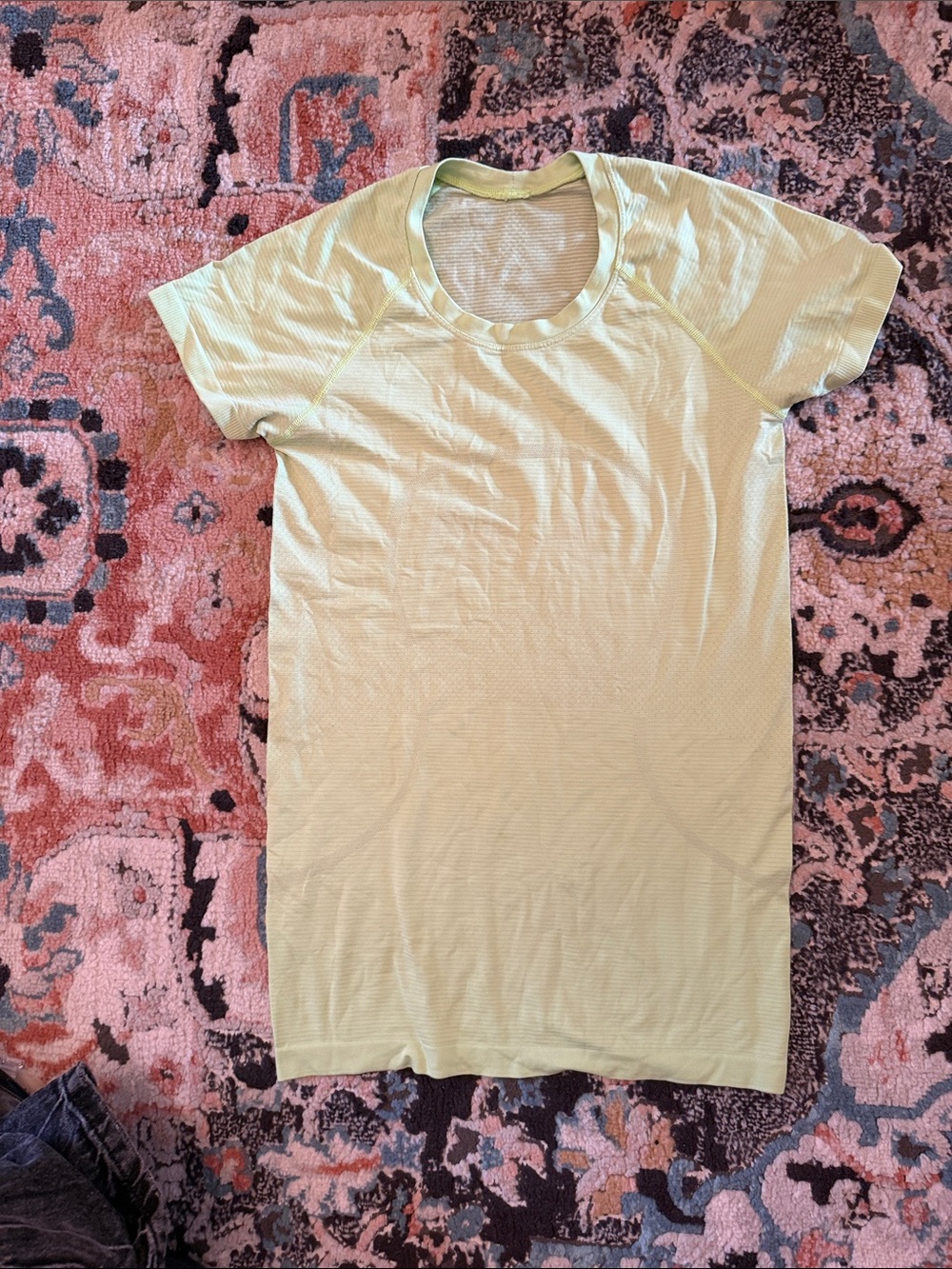 lululemon Short Sleeve Tee in Light Green